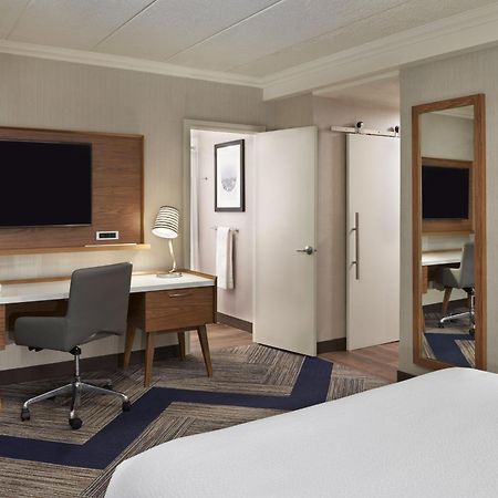 Four Points By Sheraton Windsor Downtown Kültér fotó