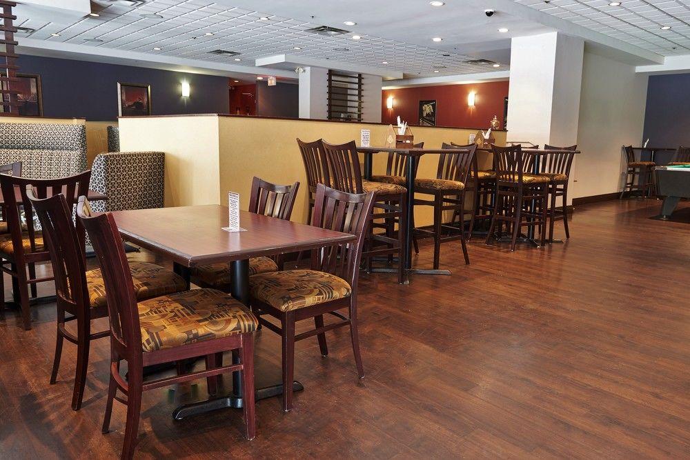 Four Points By Sheraton Windsor Downtown Kültér fotó