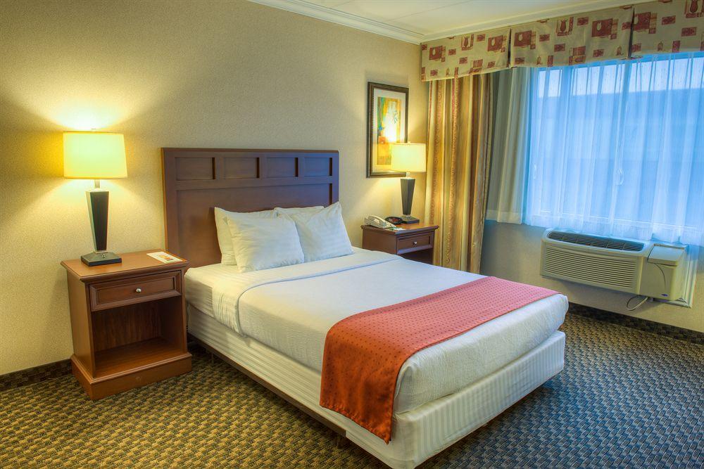 Four Points By Sheraton Windsor Downtown Kültér fotó