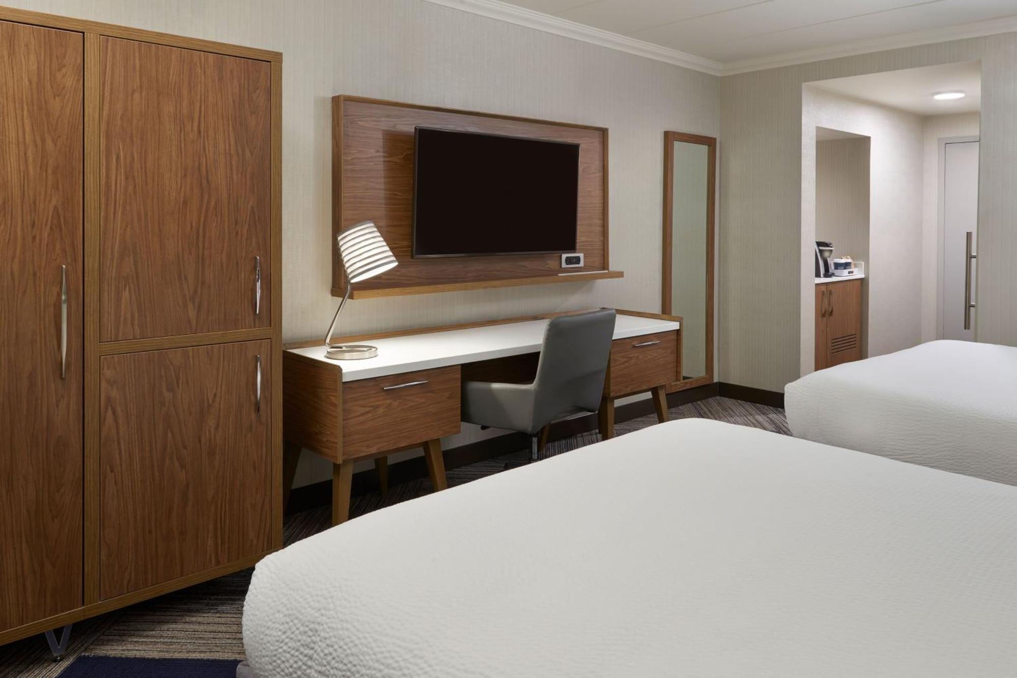 Four Points By Sheraton Windsor Downtown Kültér fotó